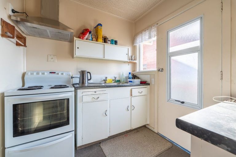 Photo of property in 4/6 Hatton Street, West End, Timaru, 7910