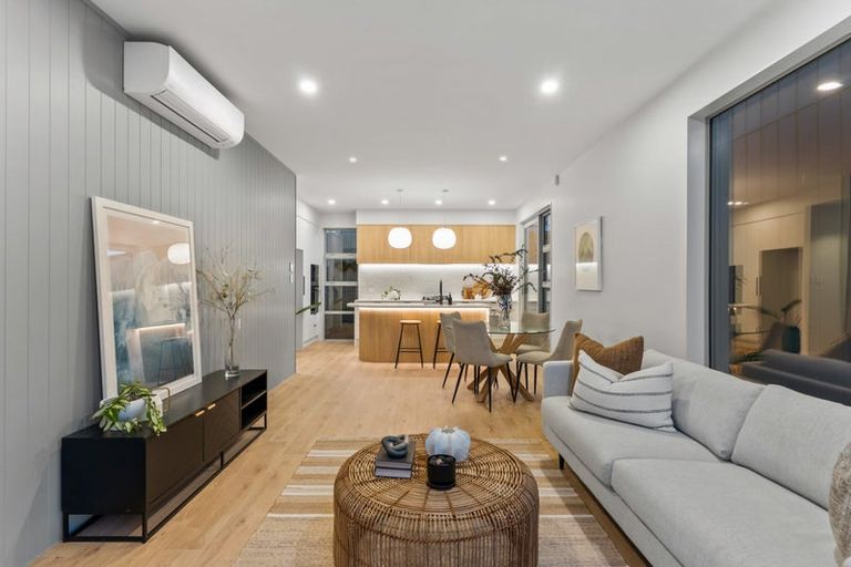 Photo of property in 3 Trafalgar Road, Milford, Auckland, 0620