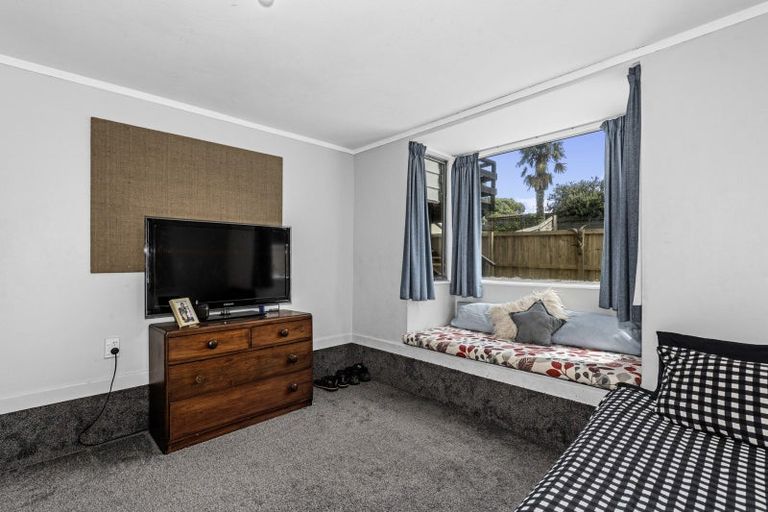 Photo of property in 16 Malyon Street, Te Puke, 3119