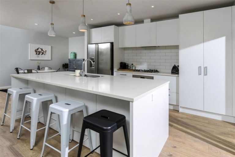 Photo of property in 48 Crabb Fields Lane, Riverhead, 0820