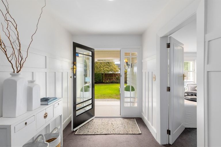 Photo of property in 60 Clifford Avenue, Merivale, Christchurch, 8014