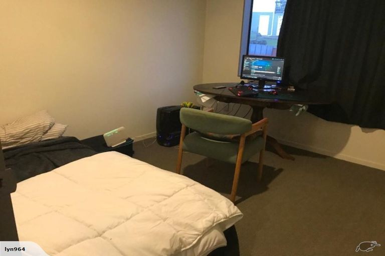 Photo of property in 17b Scotstoun Place, Glen Eden, Auckland, 0602