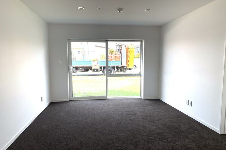 Photo of property in 70 Kerrykeel Drive, Flat Bush, Auckland, 2019