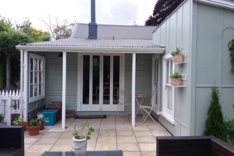 Photo of property in 26 Kempton Street, Greytown, 5712