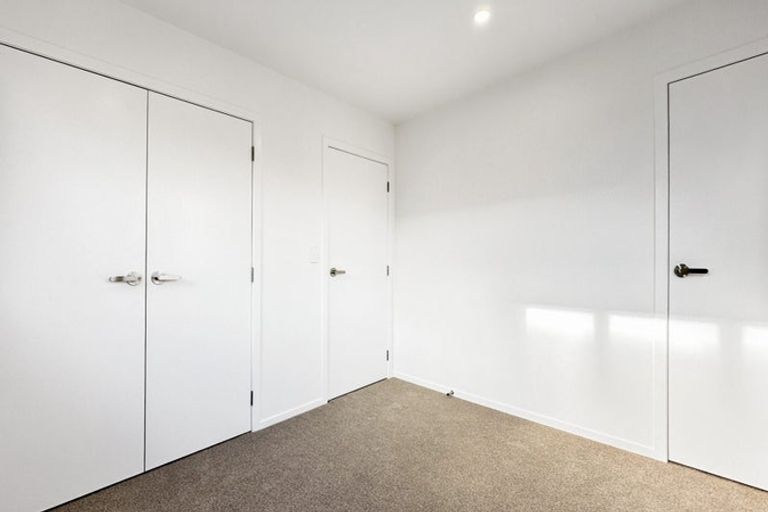 Photo of property in 2 Ngae Place, Mangere East, Auckland, 2024