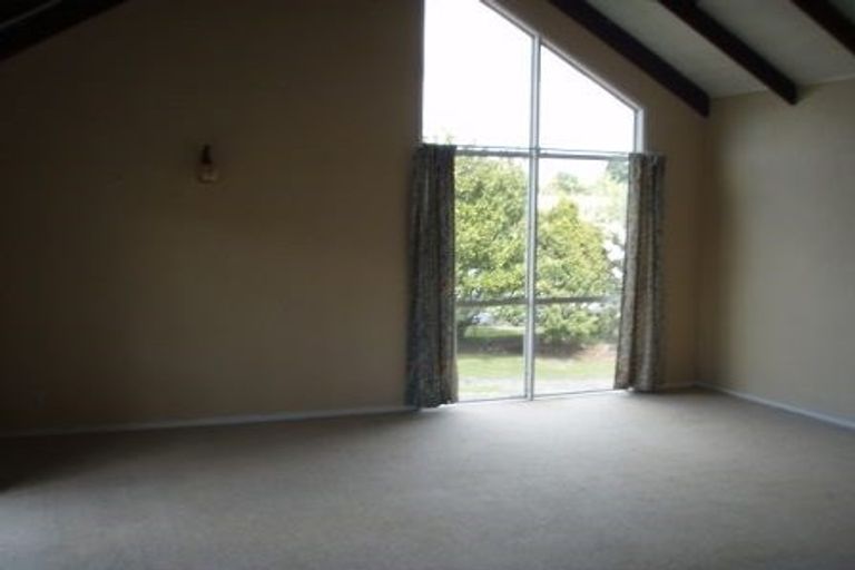 Photo of property in 19 Tawavale Street, Pukehangi, Rotorua, 3015