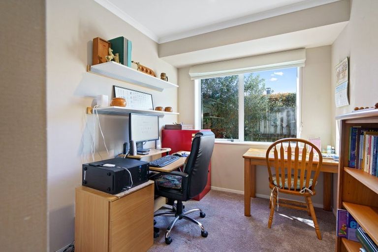 Photo of property in 16 Honiss Place, Cambridge, 3434