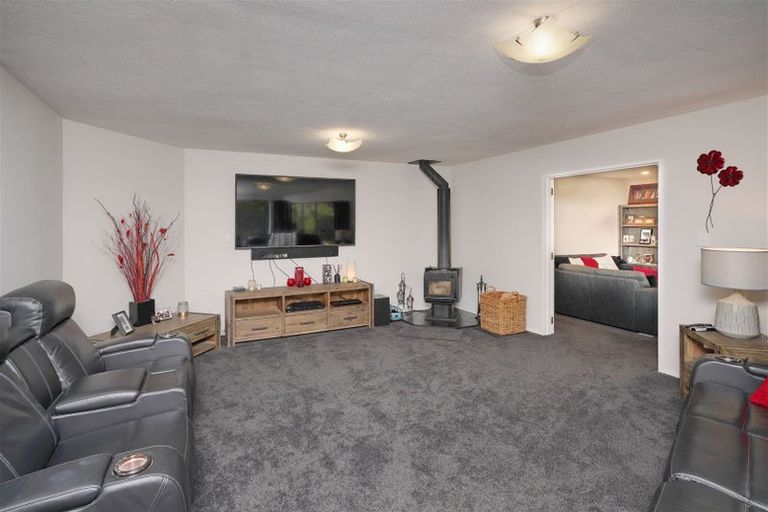 Photo of property in 11 Parnham Lane, Kaiapoi, 7630