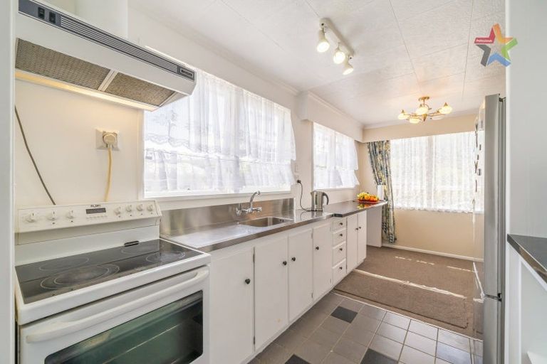 Photo of property in 20 Manurewa Grove, Wainuiomata, Lower Hutt, 5014