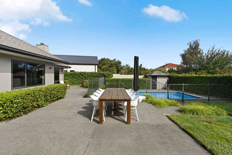 Photo of property in 14 Winslow Court, Huntington, Hamilton, 3210