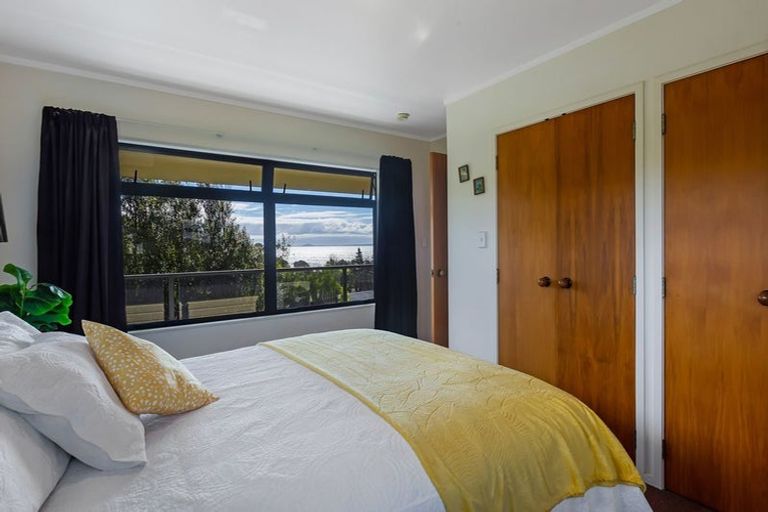 Photo of property in 5 Seaview Road, Cable Bay, 0420