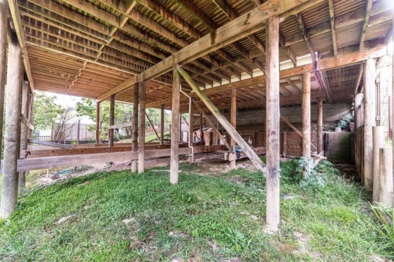 Photo of property in 46b Roick Parade, Glen Eden, Auckland, 0602