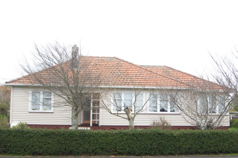 Photo of property in 131 Tukapa Street, Westown, New Plymouth, 4310
