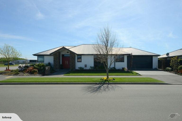 Photo of property in 84 Rannoch Drive, Broomfield, Christchurch, 8042