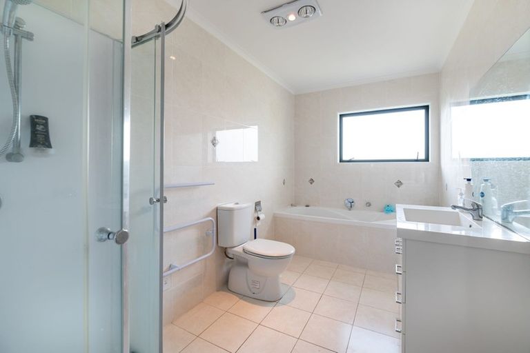 Photo of property in 26 Mili Way, Ranui, Auckland, 0612