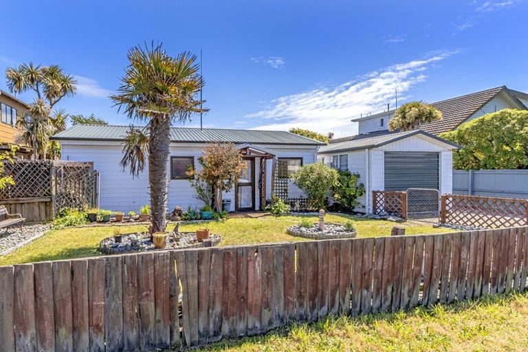 Photo of property in 60 Cygnet Street, North New Brighton, Christchurch, 8083