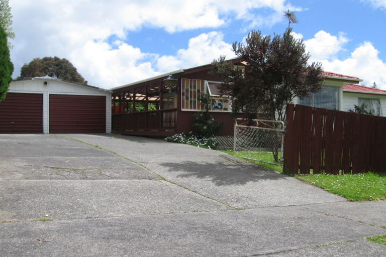 Photo of property in 44 Catkin Crescent, Papatoetoe, Auckland, 2025