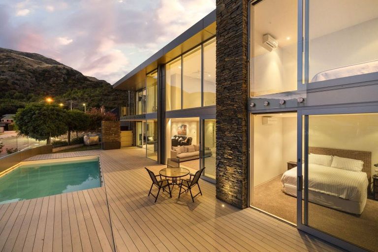 Photo of property in 9 Stewart Street, Frankton, Queenstown, 9300