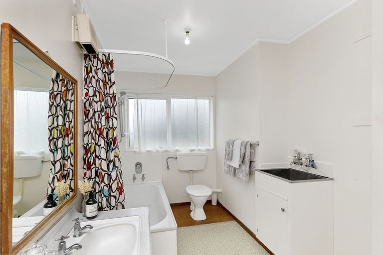 Photo of property in 69u7 Freyberg Street, Lyall Bay, Wellington, 6022