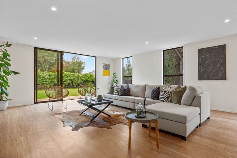 Photo of property in 3 Saint Martins Road, Saint Martins, Christchurch, 8022