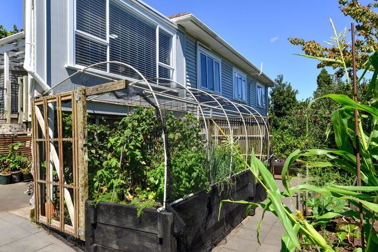 Photo of property in 2 Joffre Street, Frankton, Hamilton, 3204