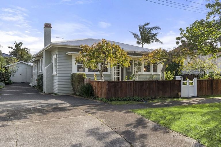 Photo of property in 5 Macky Avenue, Devonport, Auckland, 0624