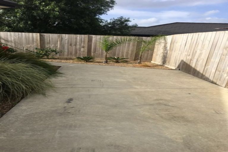 Photo of property in 12 Hampshire Court, Flagstaff, Hamilton, 3210