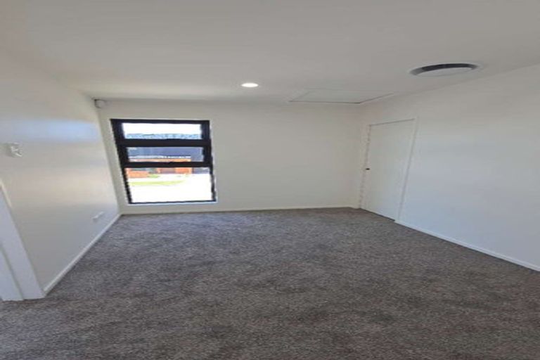 Photo of property in 12 Murray Grey Lane, Karaka, 2580