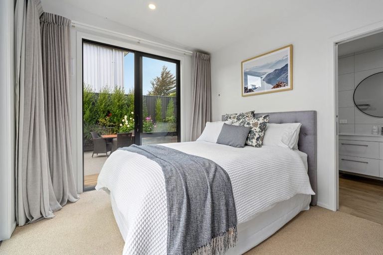 Photo of property in 12 Flora Dora Parade, Lake Hawea, Wanaka, 9382