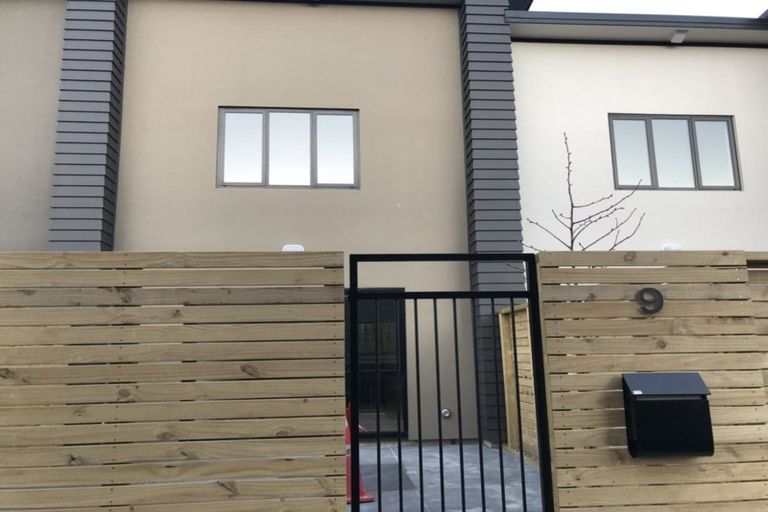 Photo of property in 9u9 Surrey Street, Tawa, Wellington, 5028