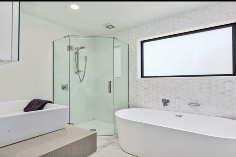 Photo of property in 131c Rosier Road, Glen Eden, Auckland, 0602