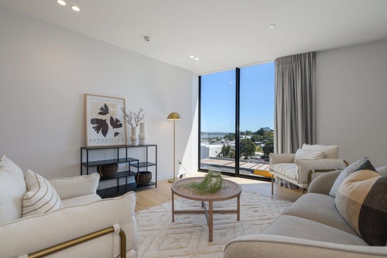 Photo of property in 302/359 Cameron Road, Tauranga, 3110