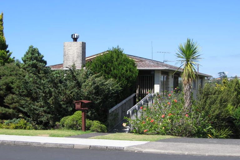 Photo of property in 90 Glamorgan Drive, Torbay, Auckland, 0630