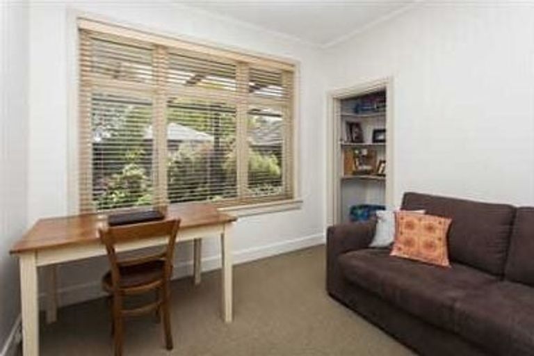 Photo of property in 1 Croziers Road, St Albans, Christchurch, 8052