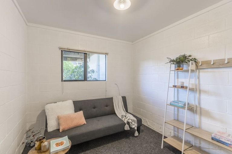 Photo of property in 11 Kea Street, Waikanae, 5036