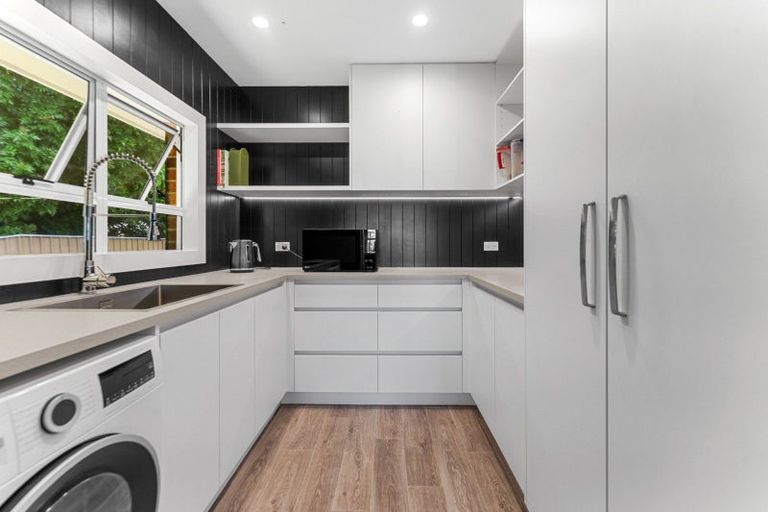 Photo of property in 41 Seaview Road, Otumoetai, Tauranga, 3110