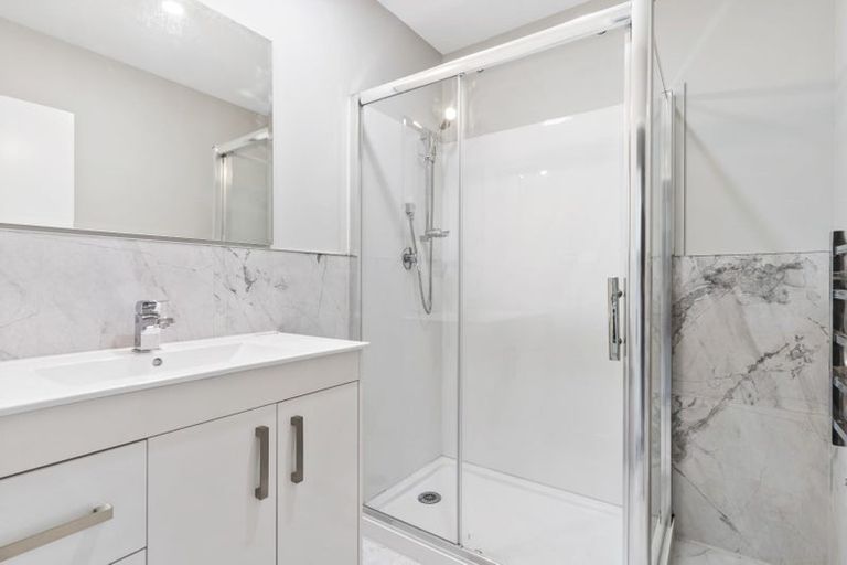 Photo of property in 13/202 Massey Road, Mangere East, Auckland, 2024