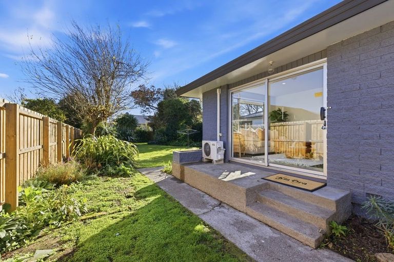 Photo of property in 2/191 Westminster Street, Mairehau, Christchurch, 8013