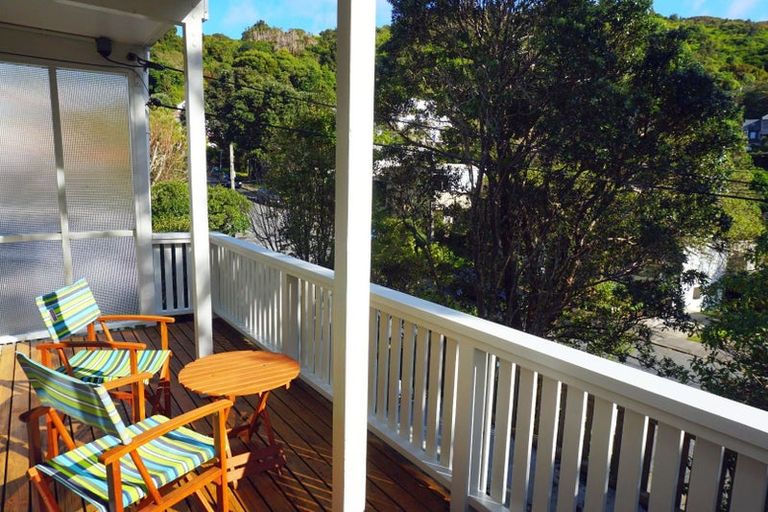 Photo of property in 8 Waikare Street, Karori, Wellington, 6012