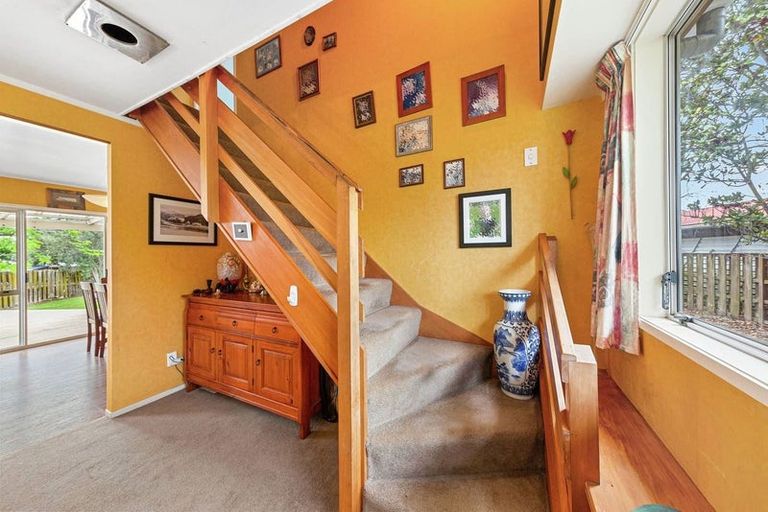 Photo of property in 57 Sunderlands Road, Half Moon Bay, Auckland, 2012