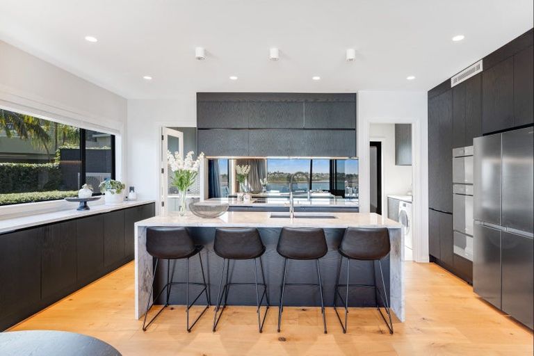 Photo of property in 47c Takutai Avenue, Half Moon Bay, Auckland, 2012