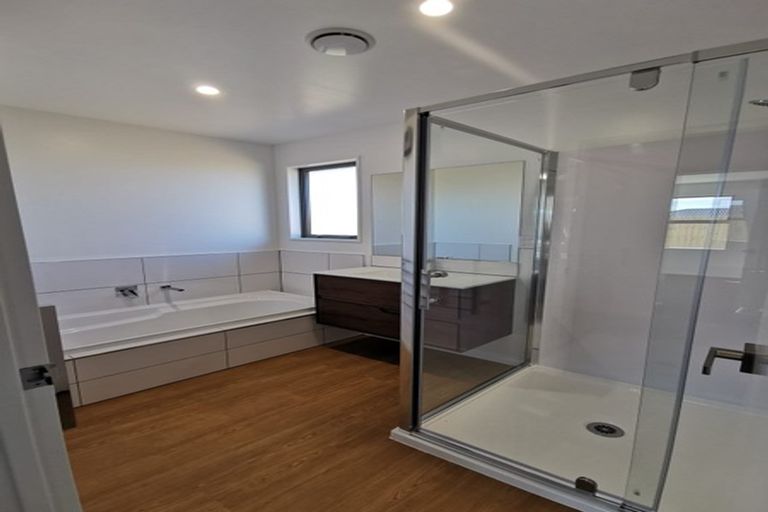 Photo of property in 19 Lewis Crescent, Rolleston, 7614