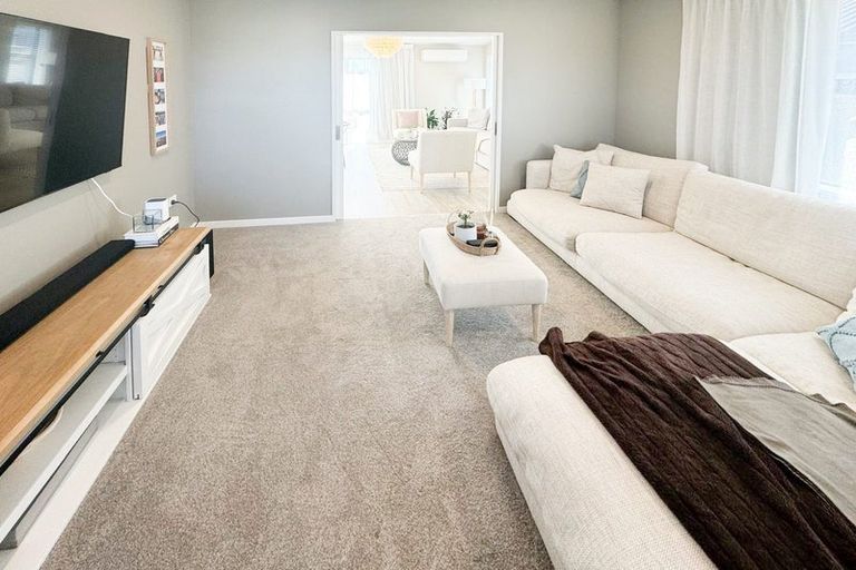 Photo of property in 12 Lesser Close, Rolleston, 7615