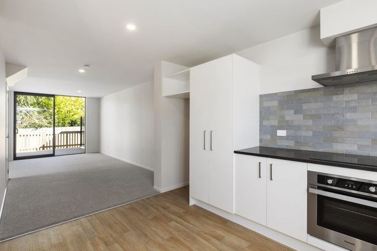 Photo of property in 10-12 Utauta Street, Waikanae, 5036