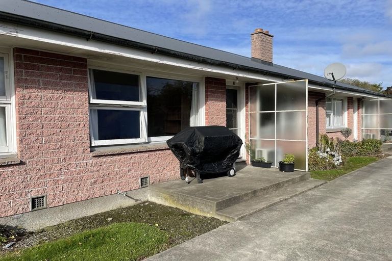 Photo of property in 2/11 Maxwell Street, Riccarton, Christchurch, 8041