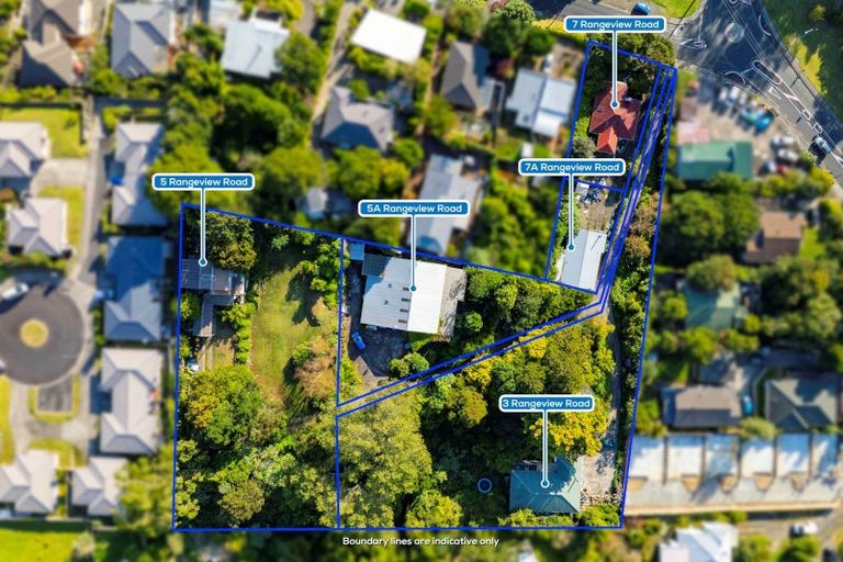 Photo of property in 1/7 Rangeview Road, Sunnyvale, Auckland, 0612