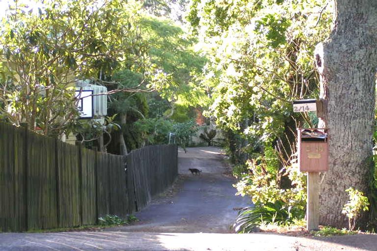 Photo of property in 2/14 Charles Street, Hauraki, Auckland, 0622