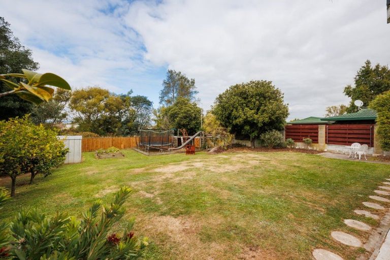 Photo of property in 10 Sandstrom Grove, Feilding, 4702