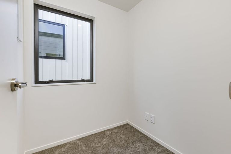 Photo of property in 57 Paetai Lane, Te Atatu Peninsula, 0610