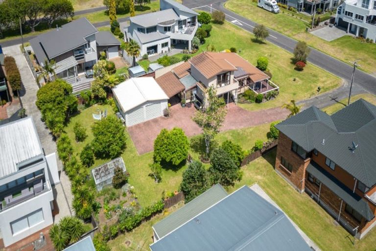 Photo of property in 200 Leighton Road, Whangamata, 3620